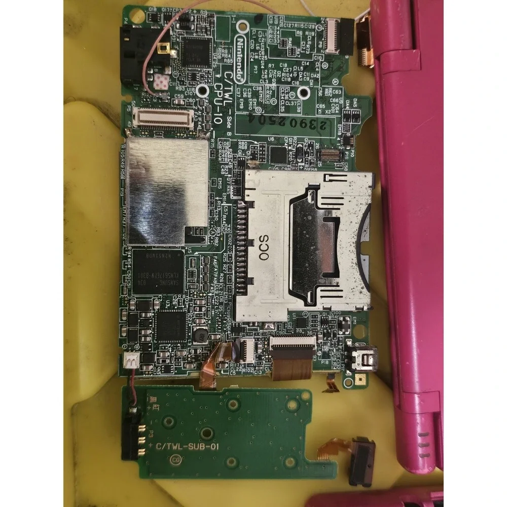 Nintendo 3DS Black No Battery And Pink DSi For Parts With Extra Shell & Buttons